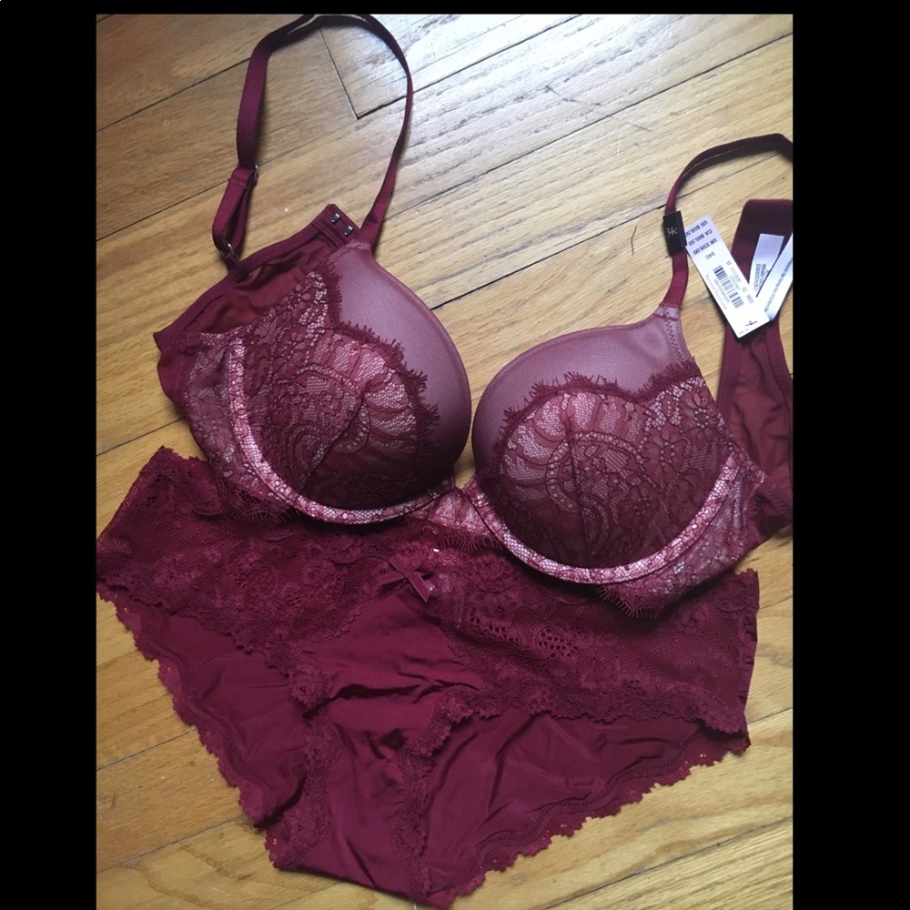 VS Dream Angels set: PU bra + underwear